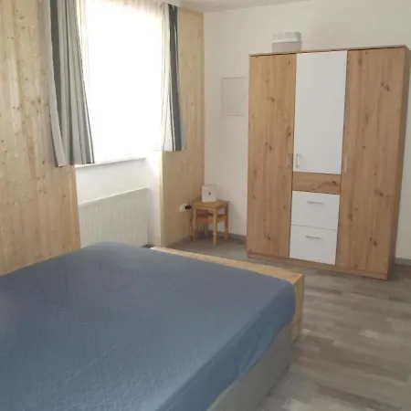 Ferienwohnung Dinhobl